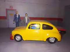 600 Abarth Amarillo y rojo