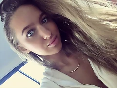 amandalinneas__2015-11-10_07-01-07 amandalinneas__2015-11-10_07-01-07