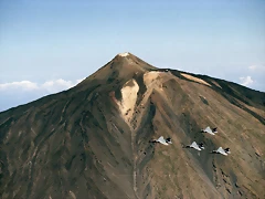 21033 1983-07-19 formacin de f1 y t12 sobre el teide y puerto de la cruz