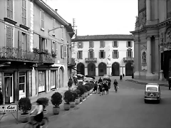 Treviglio - Piazza Manara mit Rathaus front