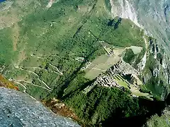 Machu_Picchu_seen_from_Huayna_Picchu