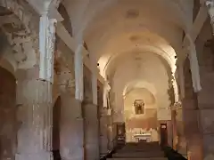 TRICIO (LA RIOJA) BASILICA DE SANTA MARIA DE LOS ARCOS.SV SOBRE ANTERIO MAUSLEO ROMANO DEL S.III