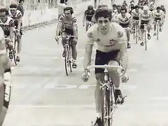 Perico-Vuelta1984-Lider