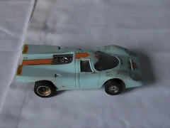 C46 Porsche 917 azulClaro