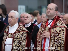 Pluviales Rojos Cristo de la Victoria