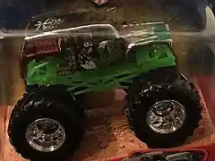 2005 33 Grave Digger toy