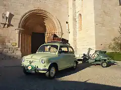 Seat 600 y vespa.El Pla de Santa Mar?a (10)