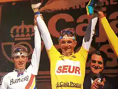 Perico-Vuelta1990-Podio-Giovanetti