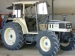 tractor05