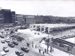 Madrid Paso elevado de la M30 a su paso por la Av. Ciudad de Barcelona 1975 Madrid Paso elevado de la M30 a su paso por la Av. Ciudad de Barcelona 1975