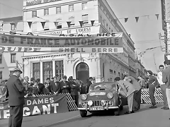 Triumph TR3 - TdF'58 - Annie Soisbault Triumph TR3 - TdF'58 - Annie Soisbault