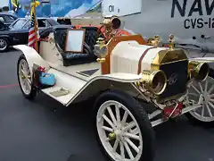 1913_Ford_Model_T_Speedster_side