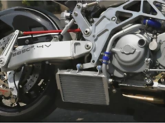 two-quirky-looking-motorcycles-weird-looking_1 two-quirky-looking-motorcycles-weird-looking_1