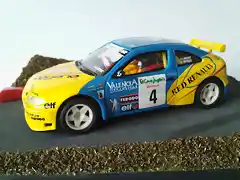 Renault Megane Maxi 01