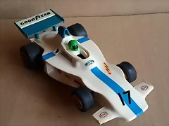Shadow 17 Shadow 17