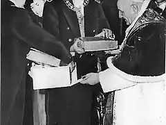 de gaulle regalo juan xxiii