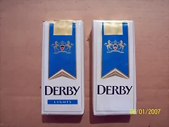 Cigarrillos chilenos marca Derby.