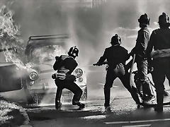 Bomberos-apagando-vehiculo-1