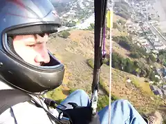 volandoen parapente,  en Chile -Valdivia.