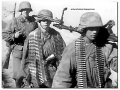 waffen-SS-rare-unseen-pictures-images-machine-gun-crew-totenkopf_e