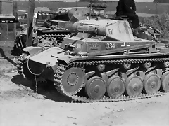 Panzer_II_ausf_C_late_number_334