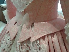 traje rosa 1