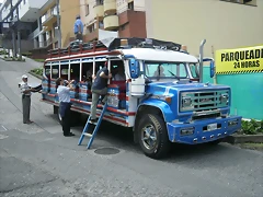 BUS O CHIVA