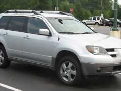 1st-Mitsubishi-Outlander