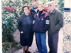 Celinda en el jardin