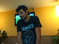 Hugo en cena antes del bolo 7 Hugo en cena antes del bolo 7