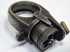 16477-450x-smallestguns_5