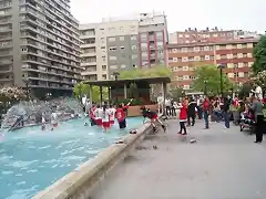 Celebracion en la fuente lo mejorr