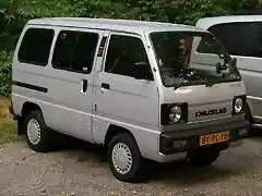 1987_Suzuki_Carry_Van_(9545237774)