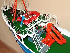 N 110 GRUA CABRESTANTE ZODIAC DE PROA 06-2019