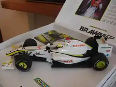 01 BRAWN GP 001