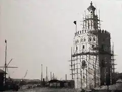 Restauracion de la Torre del Oro 1.900