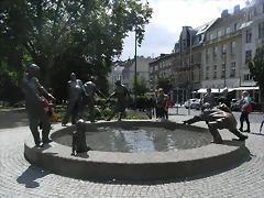 R0013300 R0013300