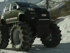 fiat-panda-monster-track-01