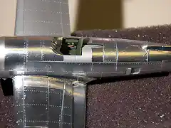 P 47-Pintura aluminio-cola y flaps (10)