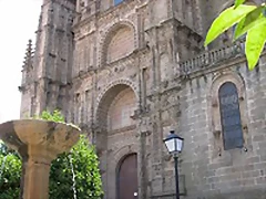 200px-Catedral_nueva_plasencia 200px-Catedral_nueva_plasencia