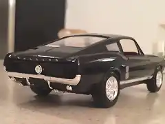 mustang 4