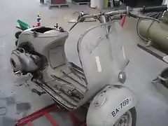 Vespa faro bajo 007