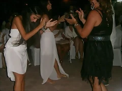 Hugo y Mara bailando sevillanas 17