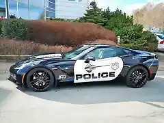 chevrolet-corvette-stingray-policia_05