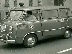 Multipla ambulancia Fiat 600