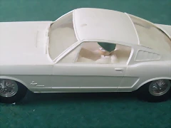 Ford Mustang Fast Back Blanco 11 Ford Mustang Fast Back Blanco 11