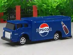 1963_pepsi_bottle_truck___blue___golden_wheel_by_deanomite17703-d7862u6