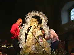 02, arreglando la Virgen, marca