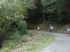 100
