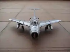 MIG 15 014